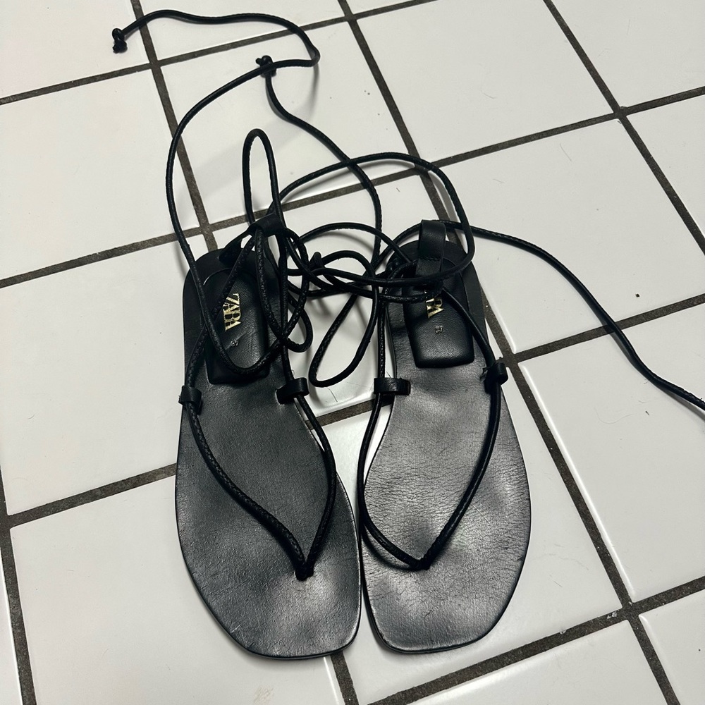 Zara minimal strappy tied leather sandals in black - Size 37 or US 6.5